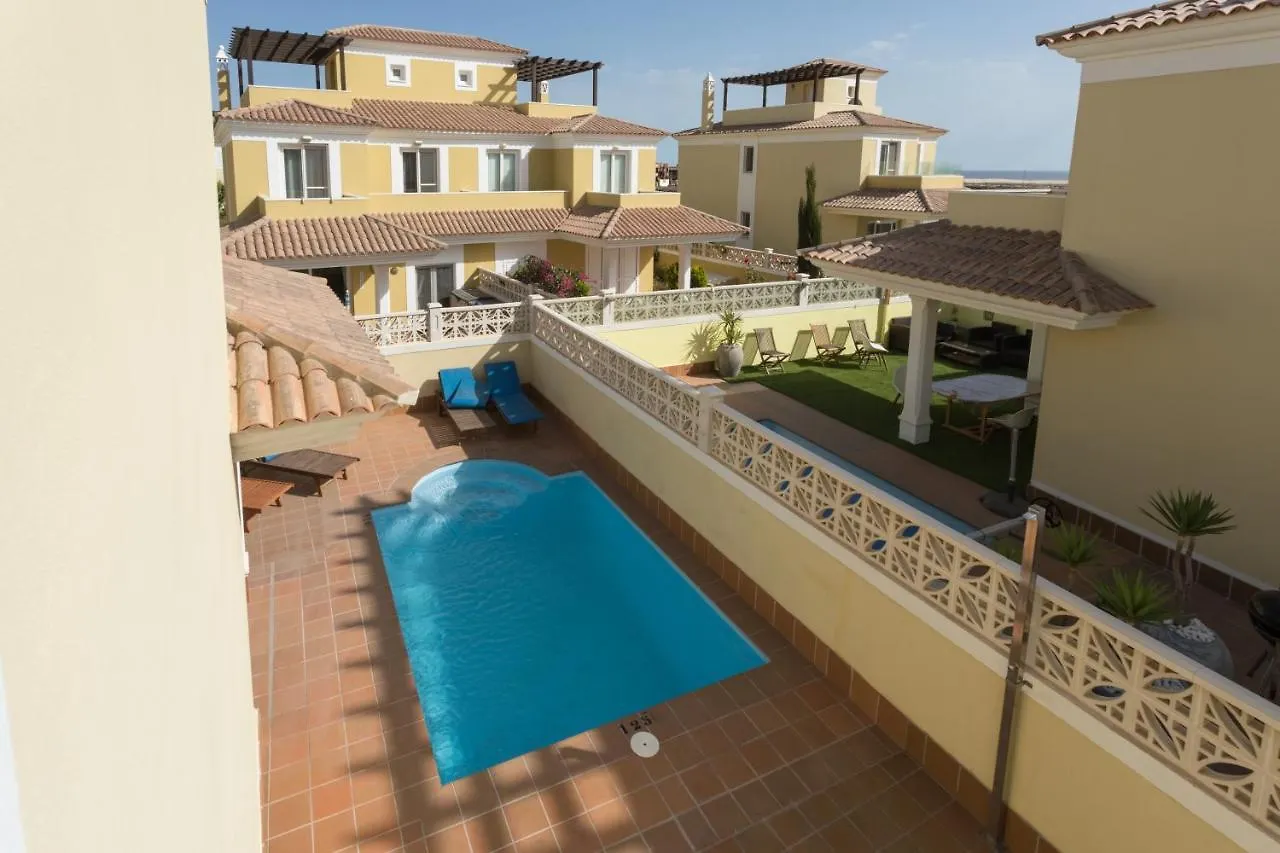 Preciosa Villa Con Piscina Privada - Villa Mapo Corralejo